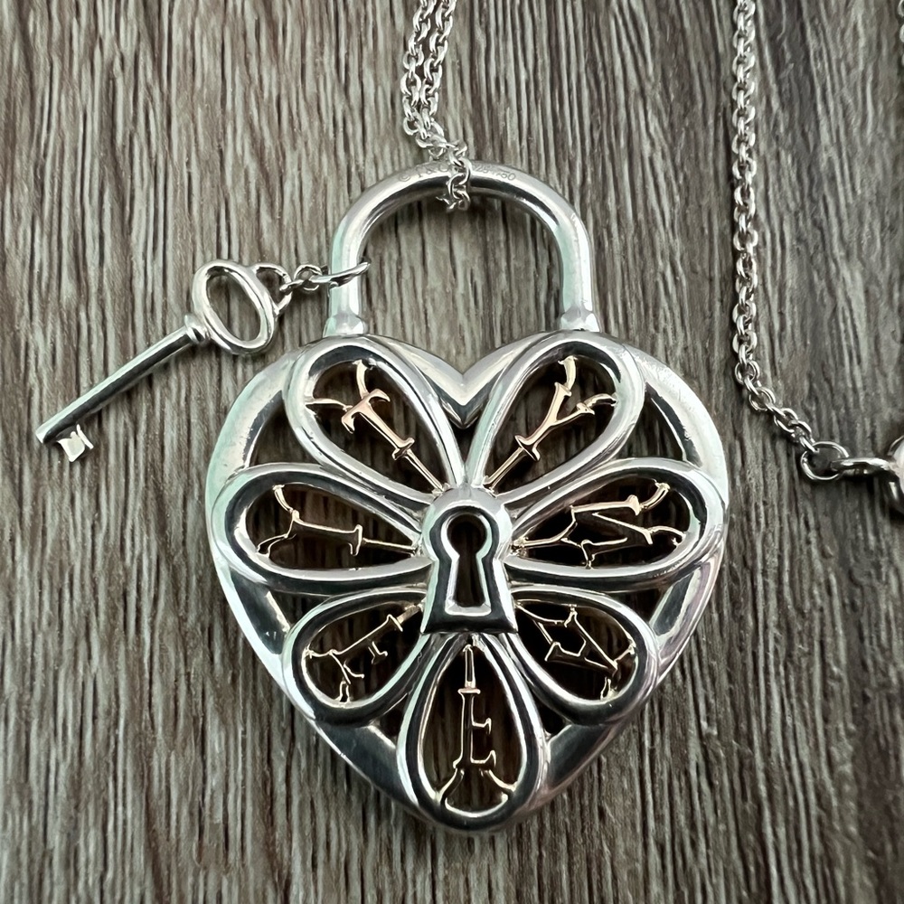 Tiffany &‎ Co. necklace